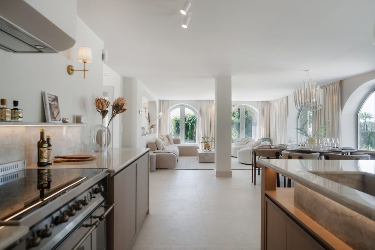 Detached Villa in Nueva Andalucía — photo 8 of 10