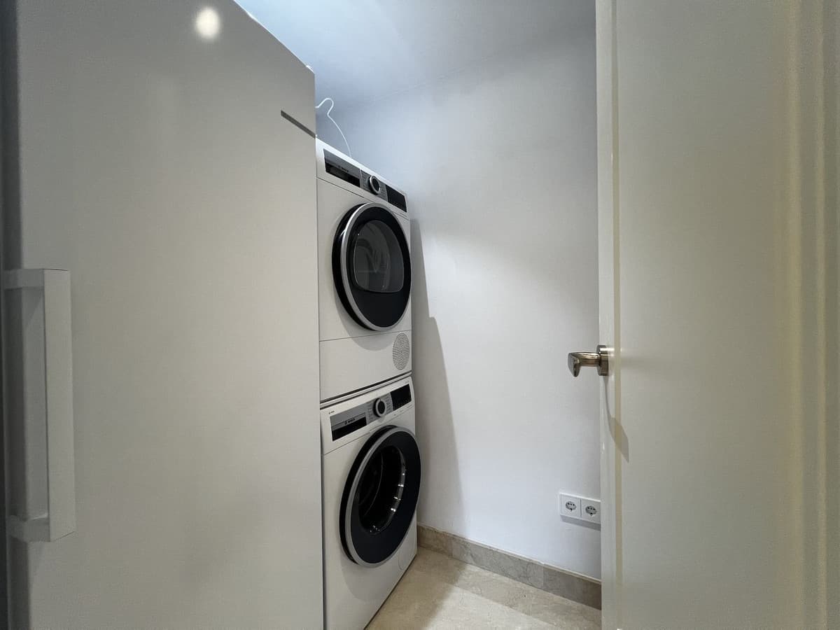 Townhouse in Estepona — photo 8 of 10