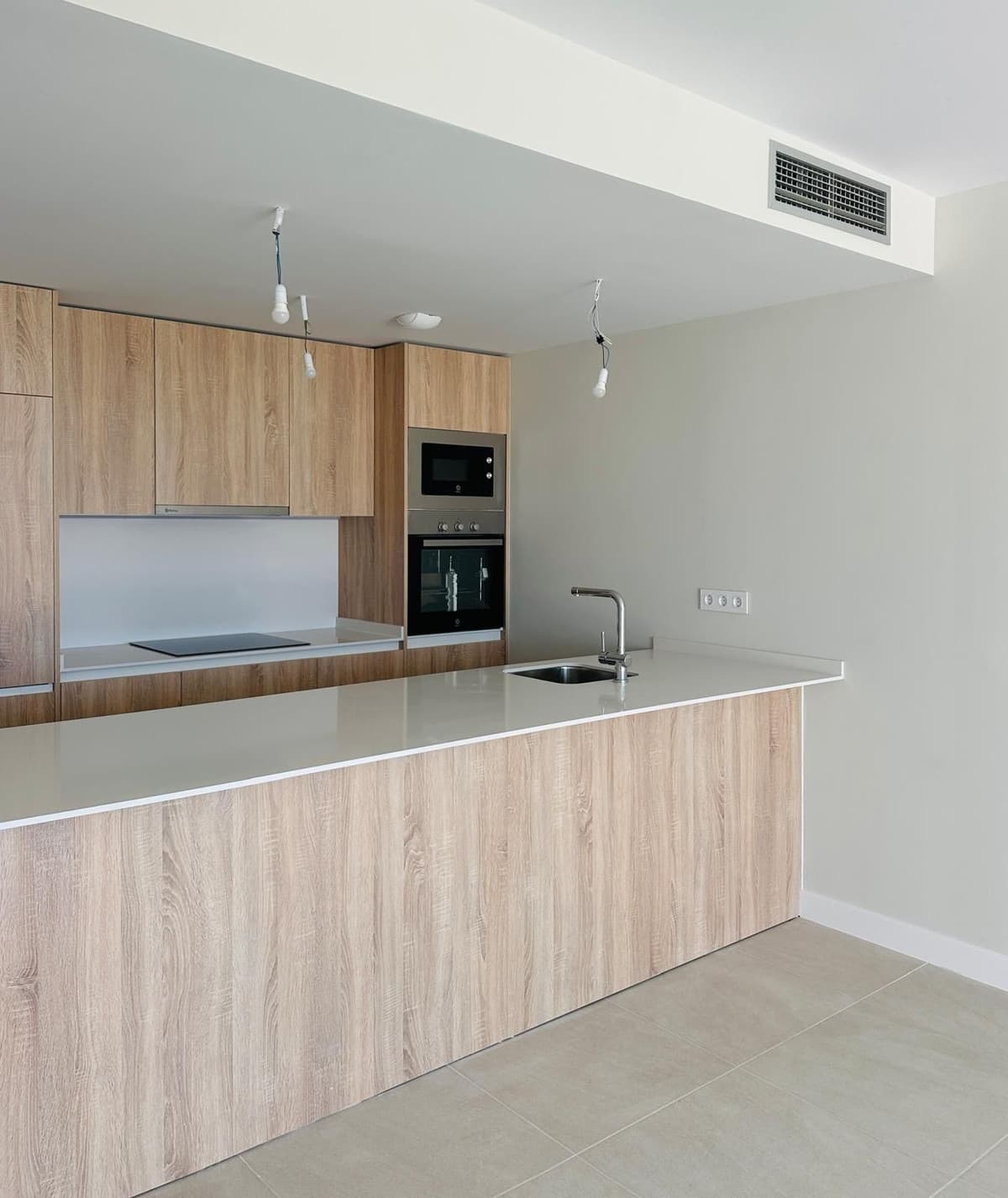 Middle Floor Apartment in Manilva — photo 4 of 10