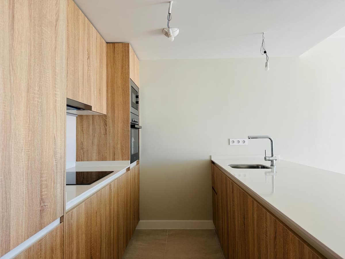 Middle Floor Apartment in Manilva — photo 5 of 10