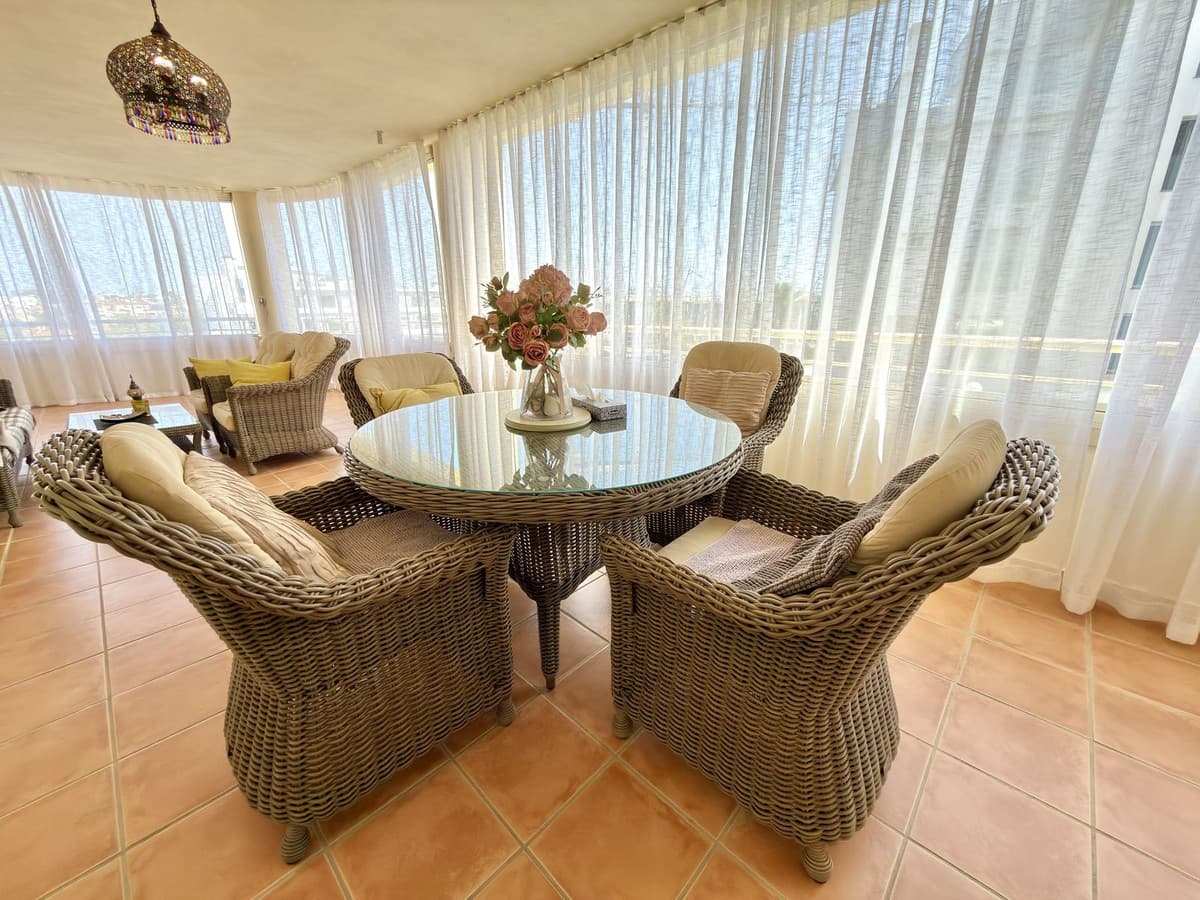 Middle Floor Apartment in El Faro — photo 3 of 10