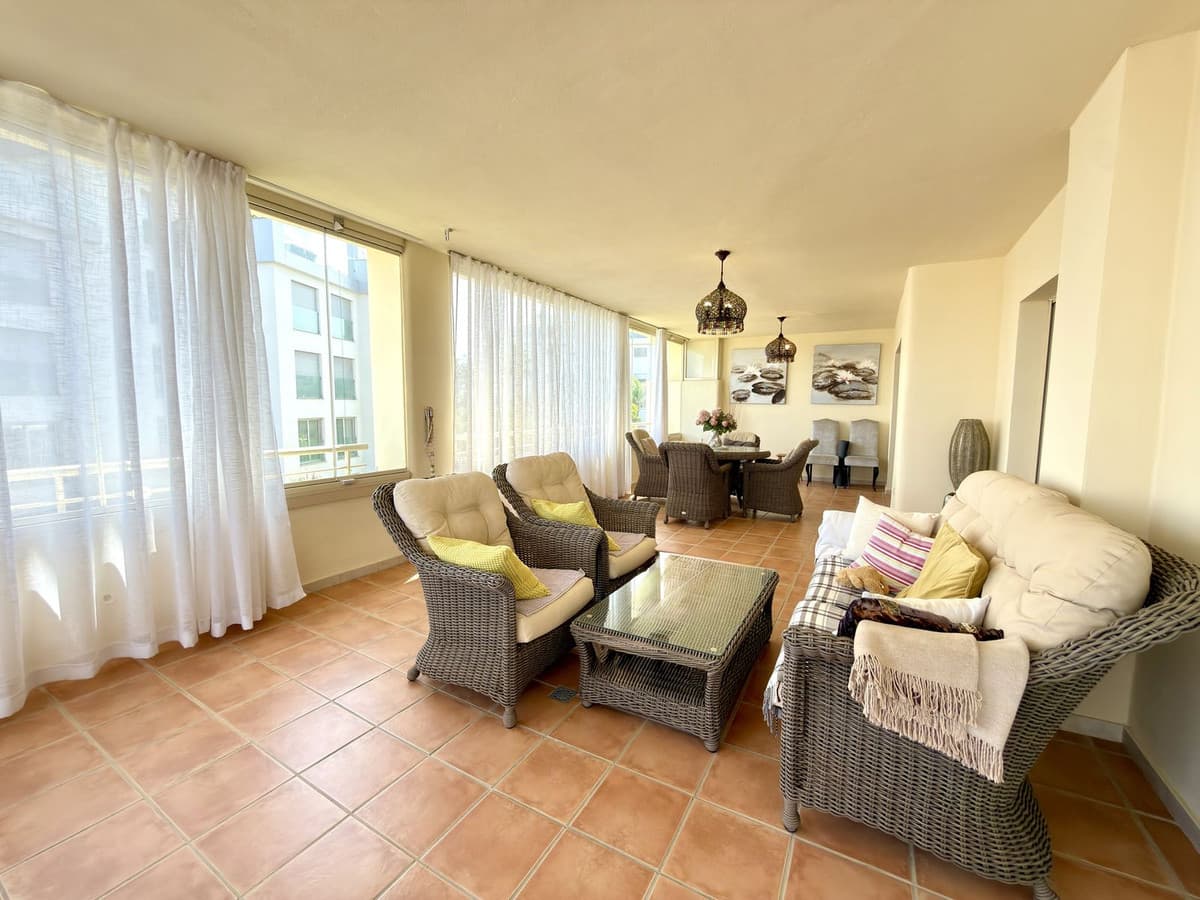 Middle Floor Apartment in El Faro — photo 8 of 10