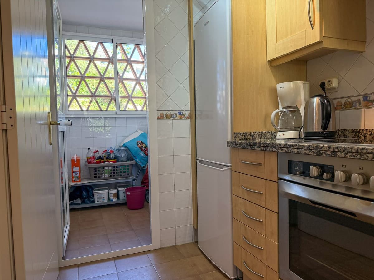 Ground Floor Apartment in Calahonda — photo 10 of 10