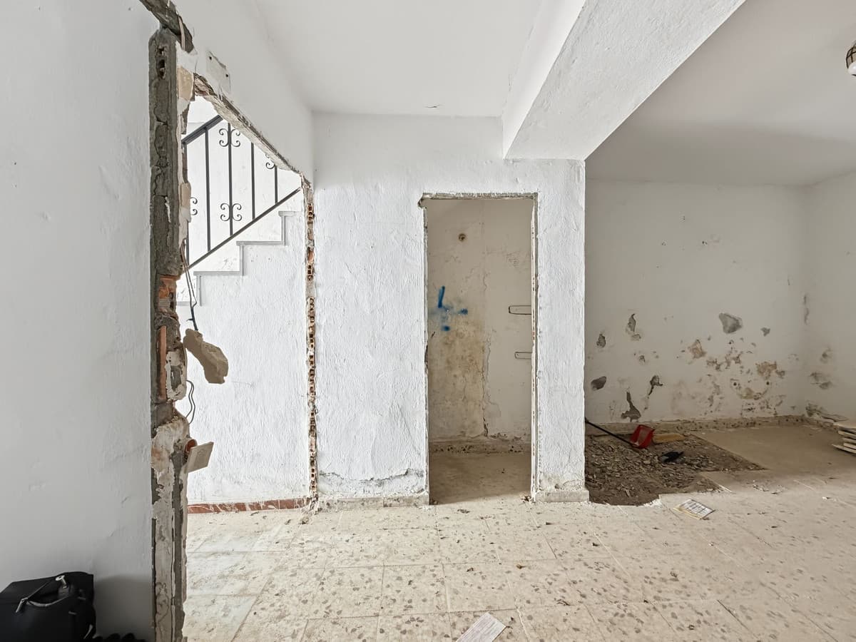 Semi-Detached House in Estepona — photo 3 of 10