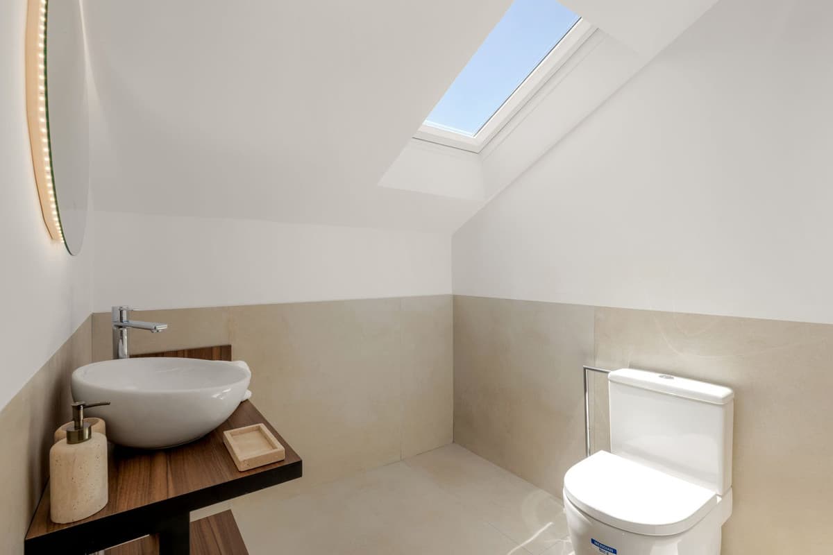 Top Floor Apartment in Nueva Andalucía — photo 7 of 10
