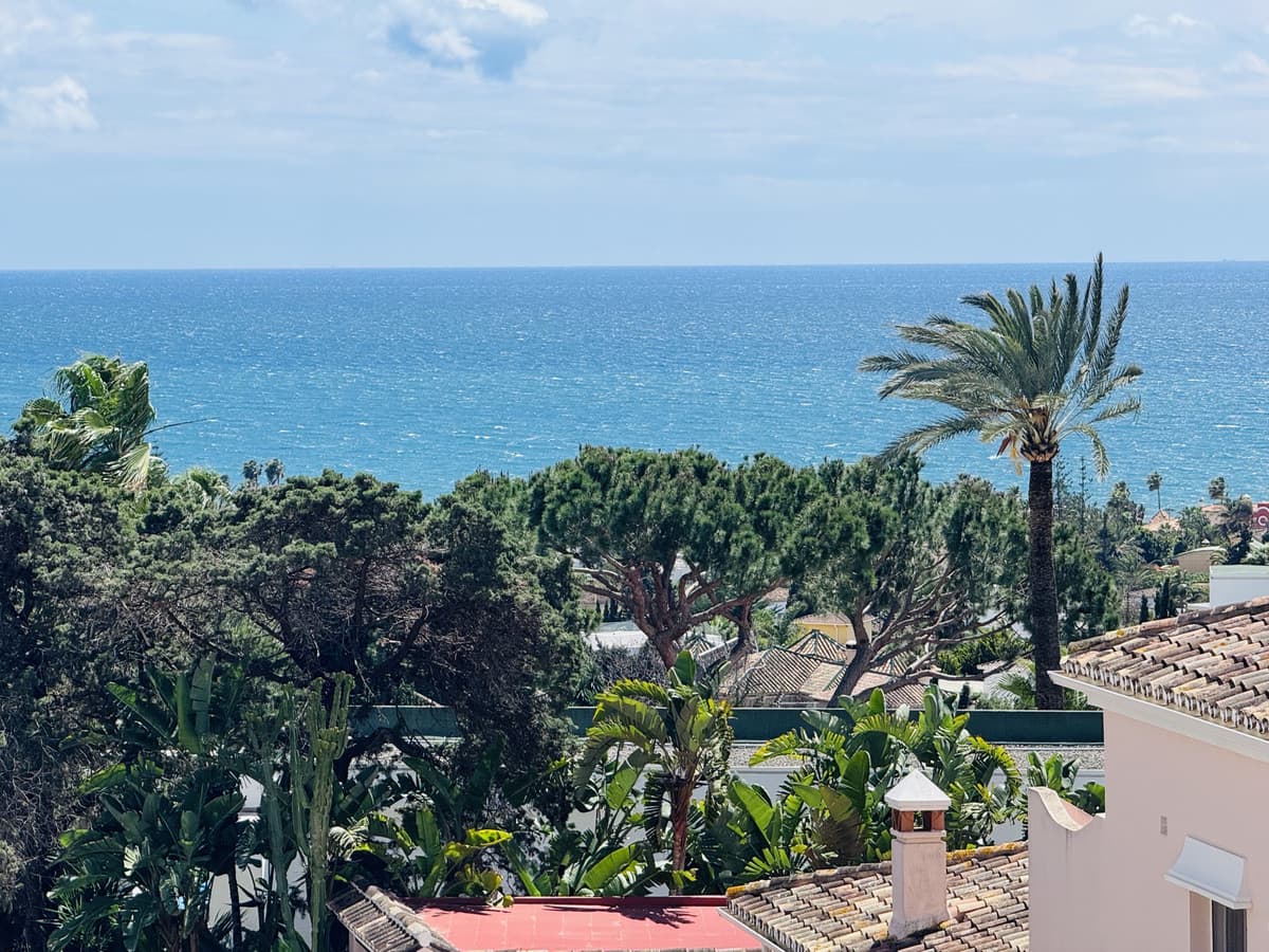 Detached Villa in Elviria — photo 6 of 10