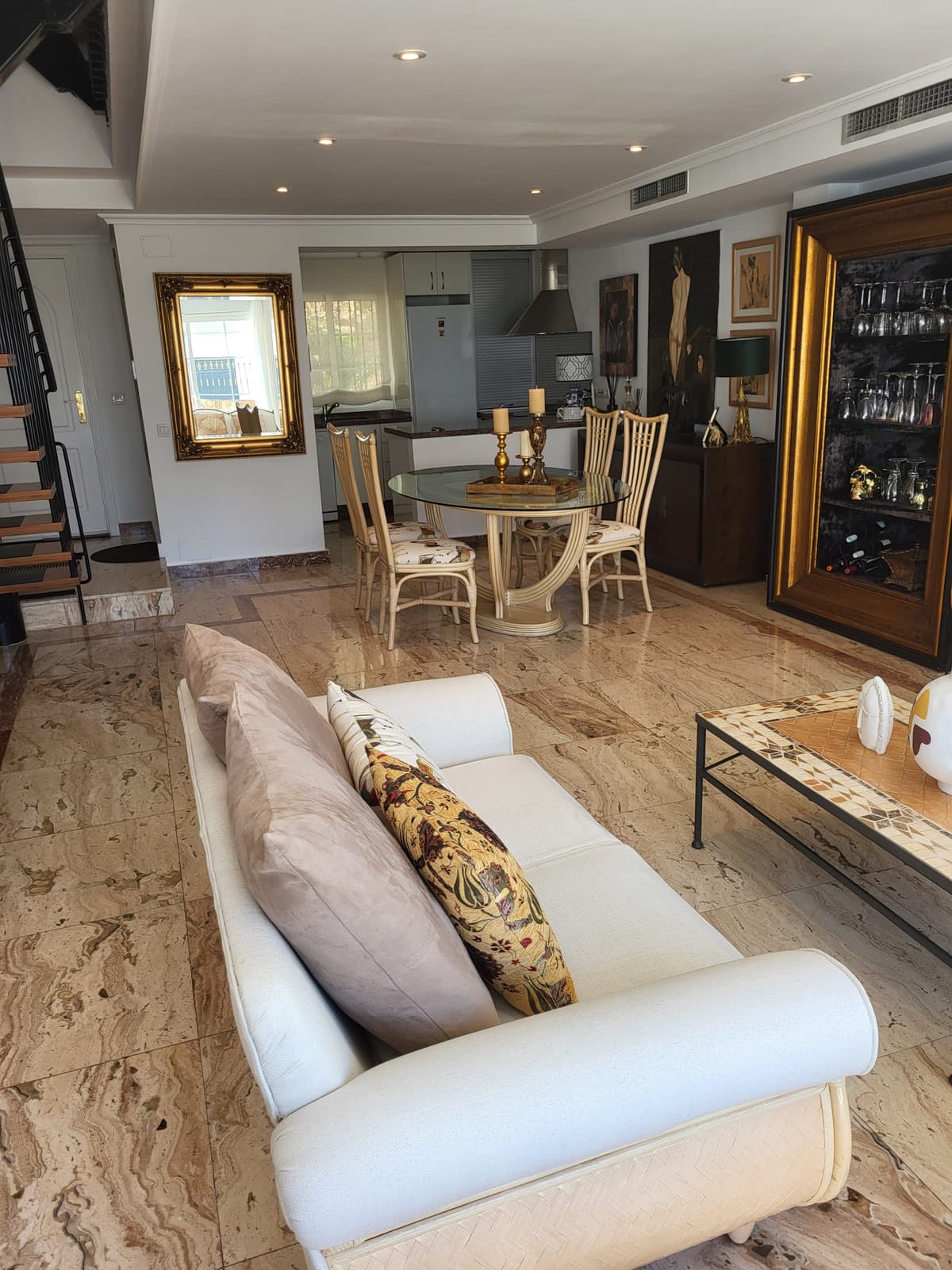Townhouse in The Golden Mile — photo 6 of 10