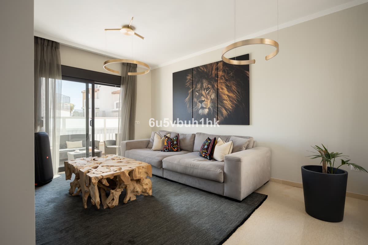 Townhouse in Torreblanca — photo 4 of 10