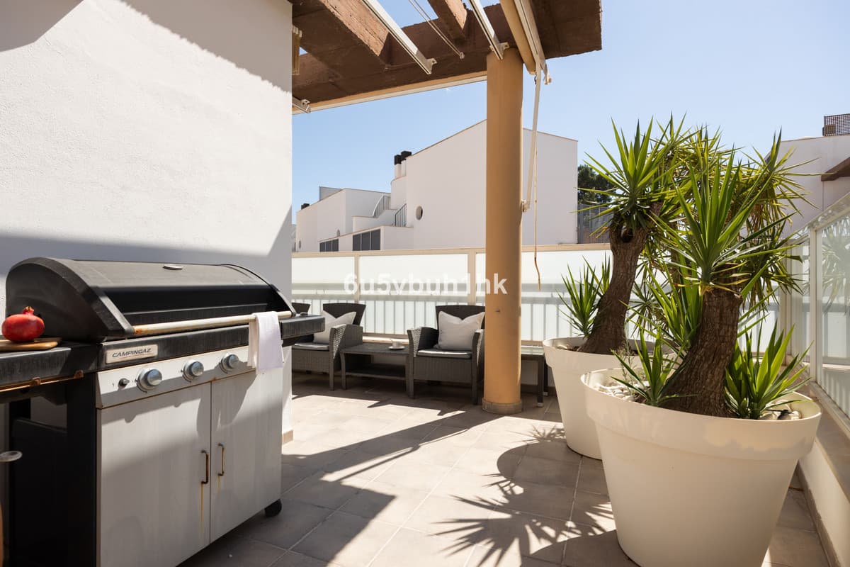 Townhouse in Torreblanca — photo 7 of 10