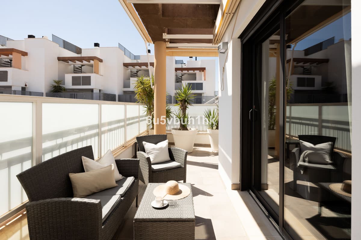 Townhouse in Torreblanca — photo 8 of 10