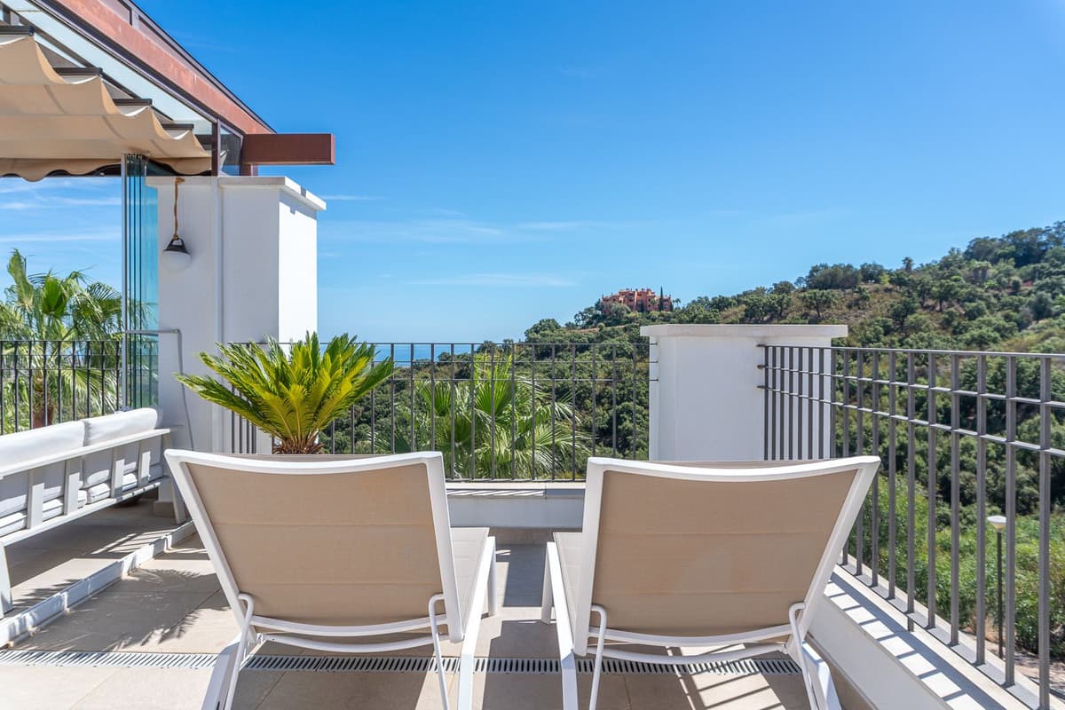 Penthouse in La Mairena — photo 3 of 10