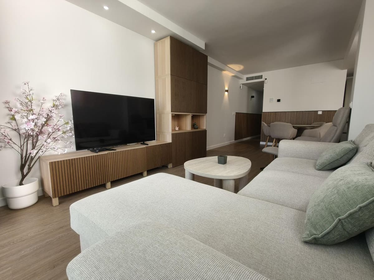 Middle Floor Apartment in Torreblanca — photo 3 of 10