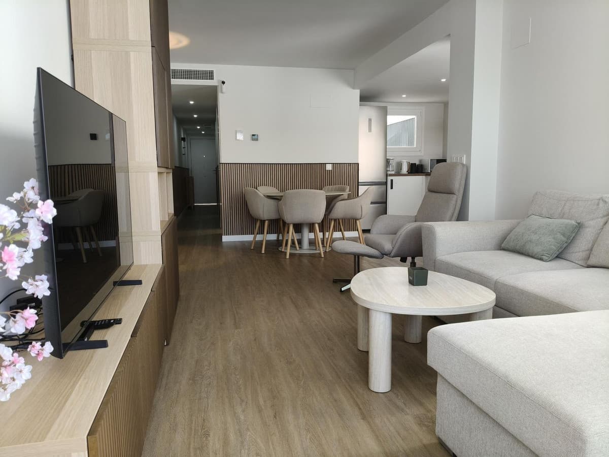 Middle Floor Apartment in Torreblanca — photo 5 of 10