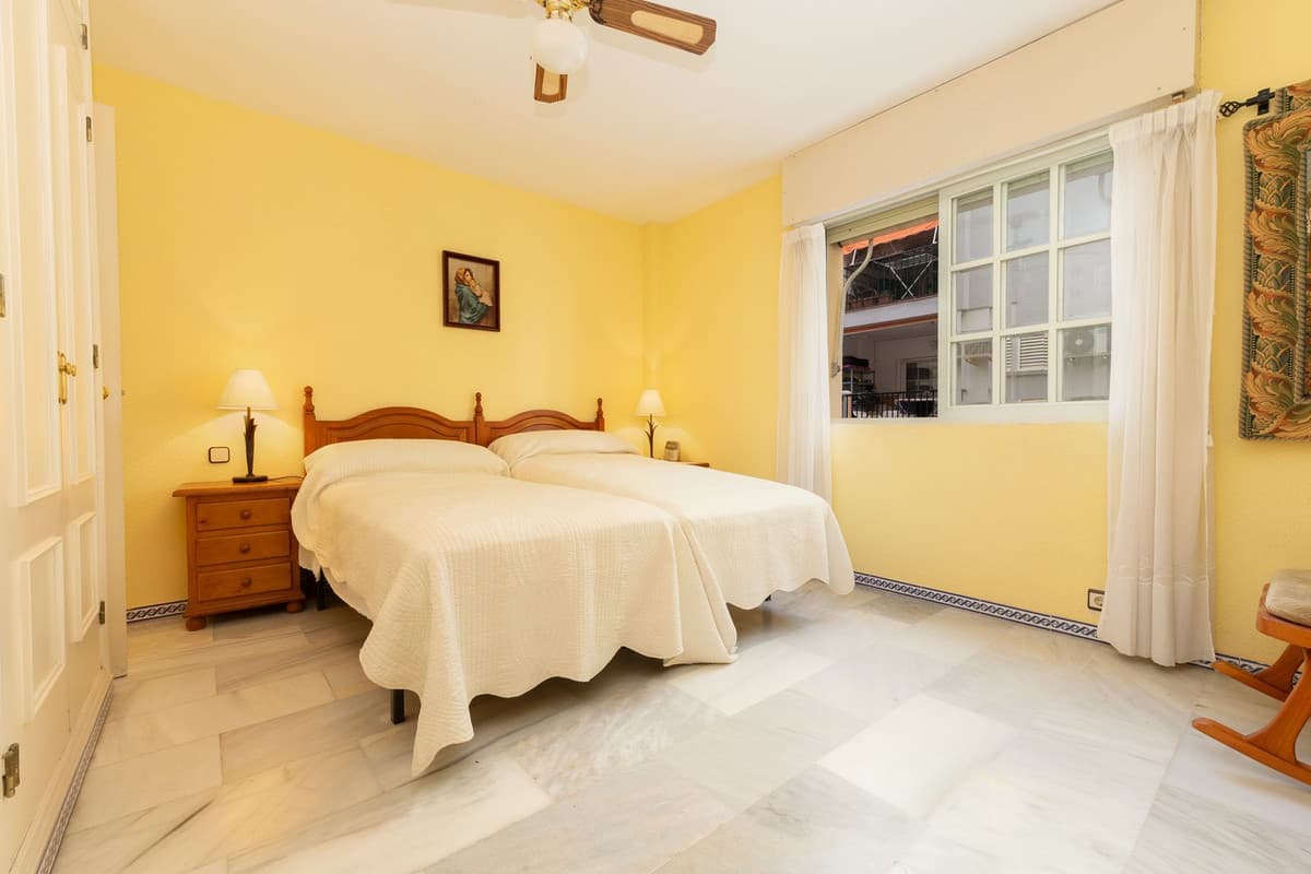 Middle Floor Apartment in Fuengirola — photo 10 of 10