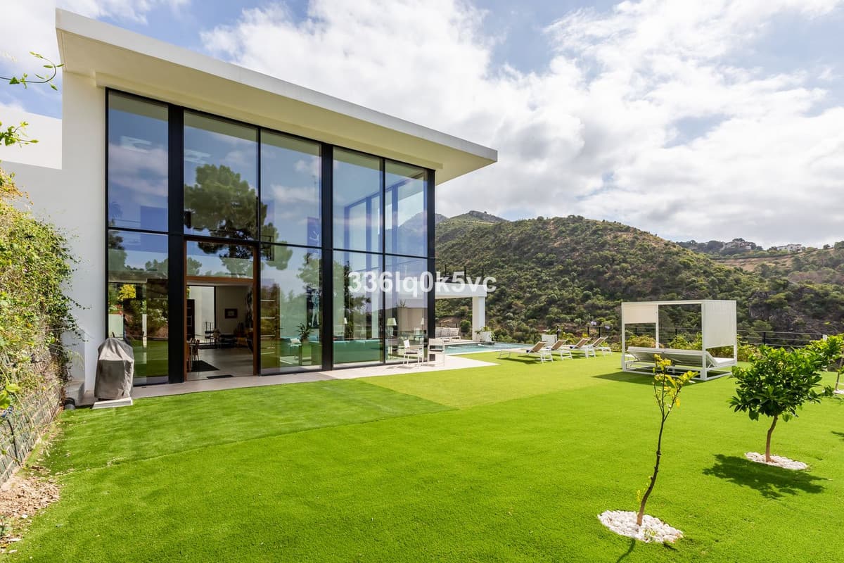 Detached Villa in Benahavís — photo 7 of 10