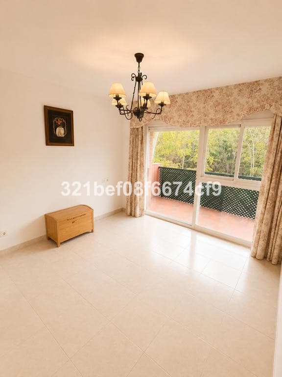 Ground Floor Apartment in Estepona — photo 4 of 10