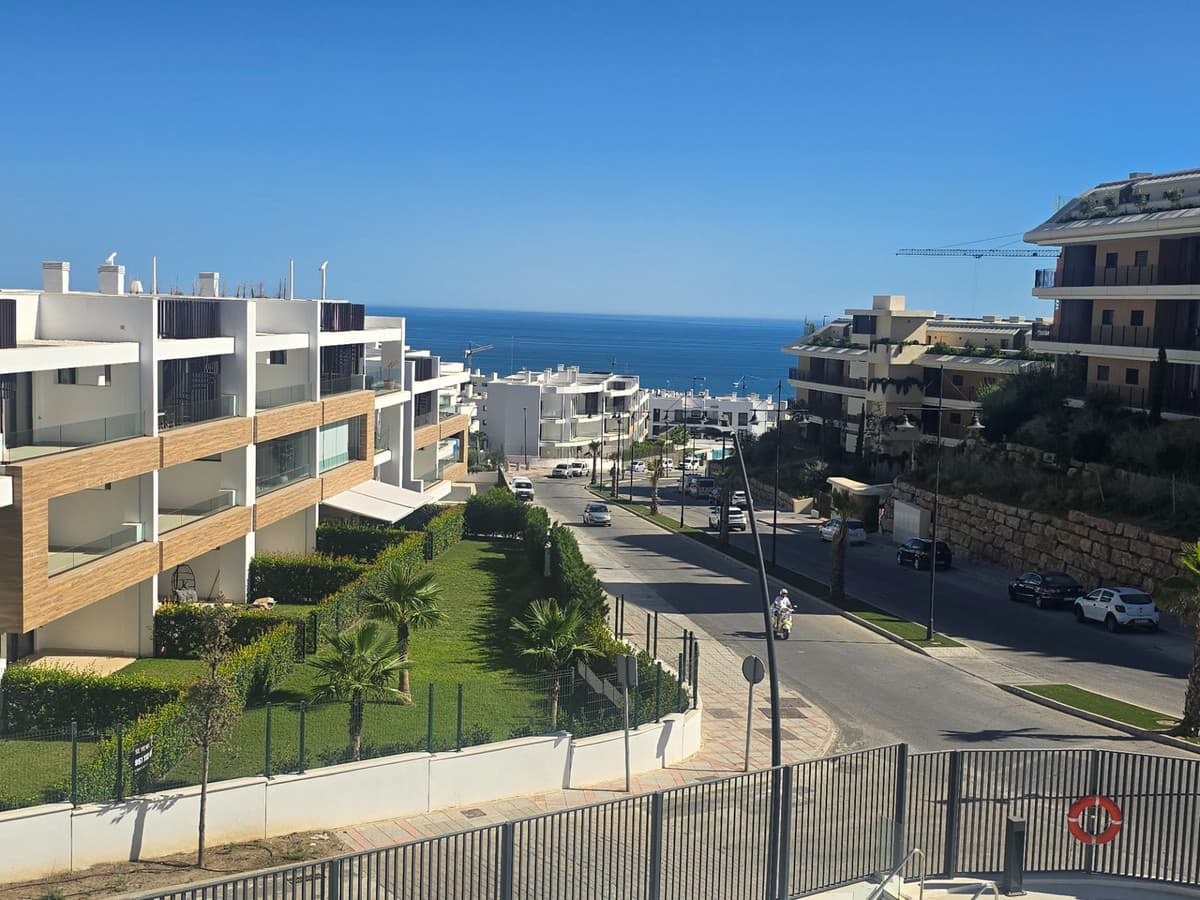 Middle Floor Apartment in Fuengirola — photo 6 of 10