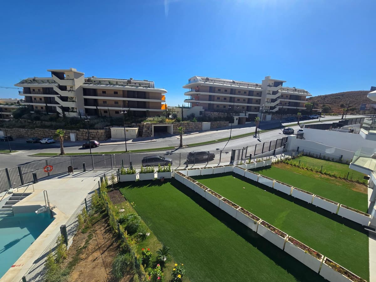 Middle Floor Apartment in Fuengirola — photo 7 of 10