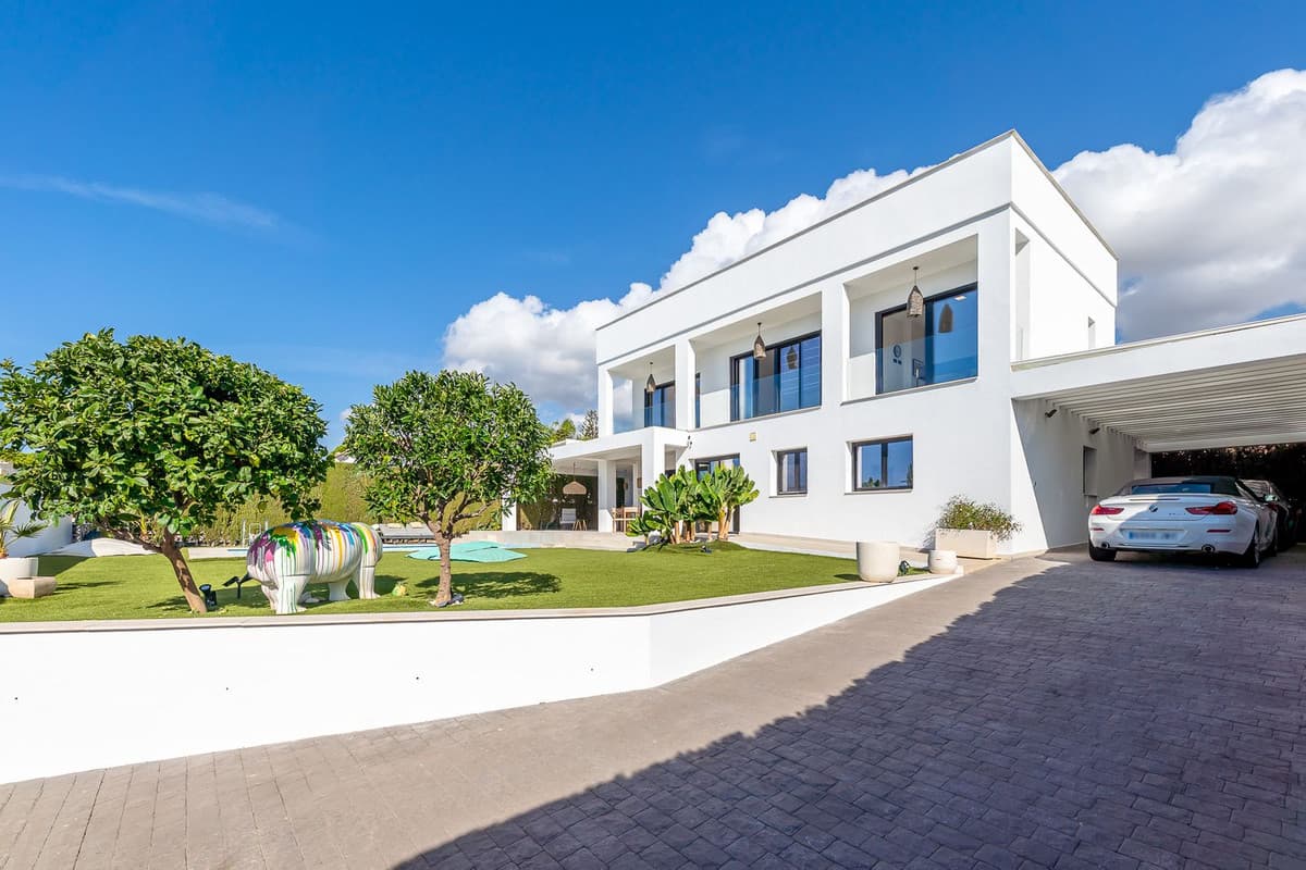 Detached Villa in Calahonda — photo 2 of 10