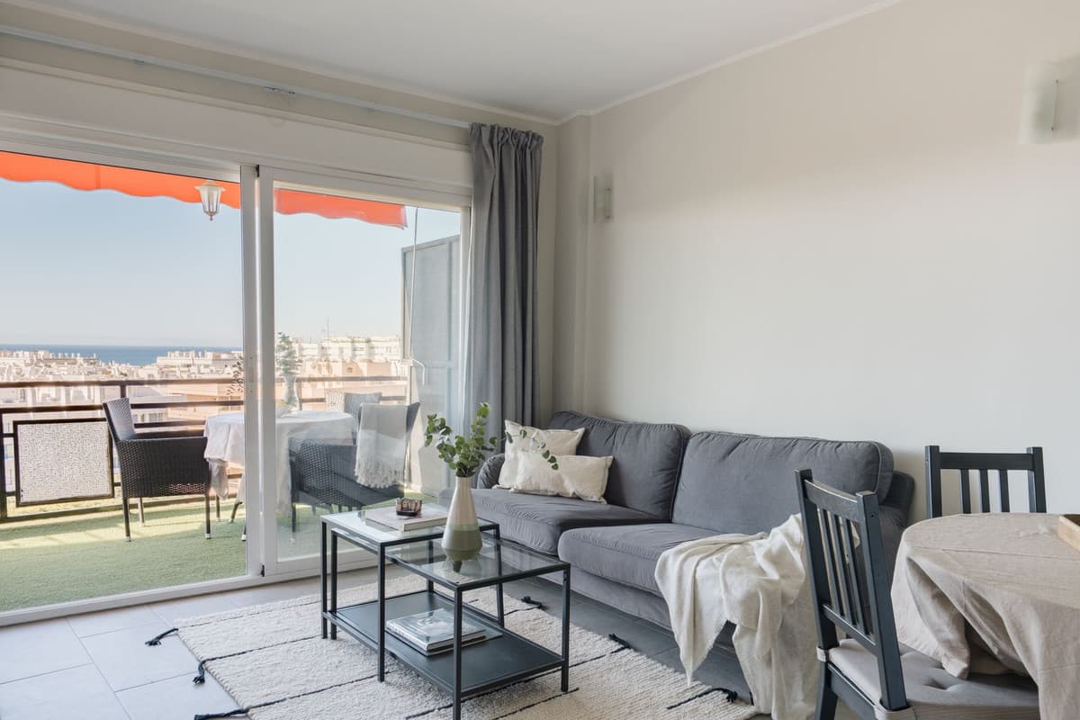 Middle Floor Apartment in Marbella — photo 4 of 10