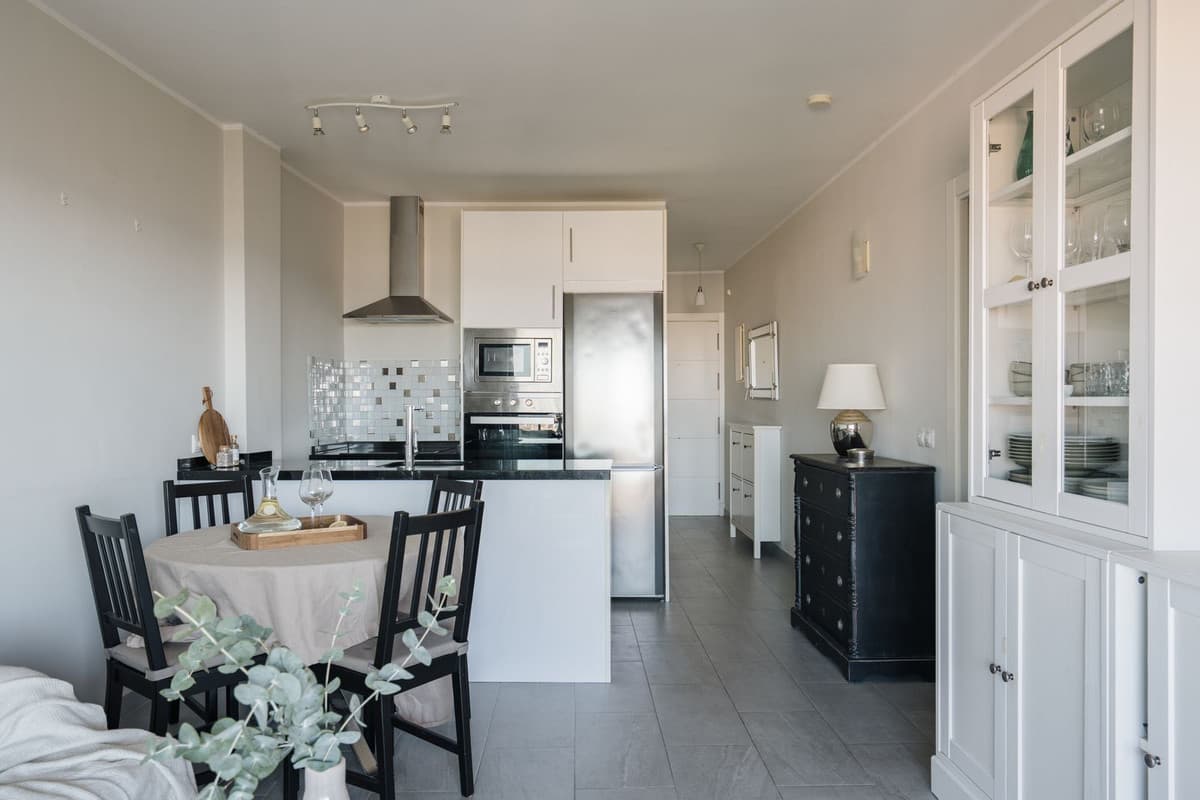 Middle Floor Apartment in Marbella — photo 6 of 10