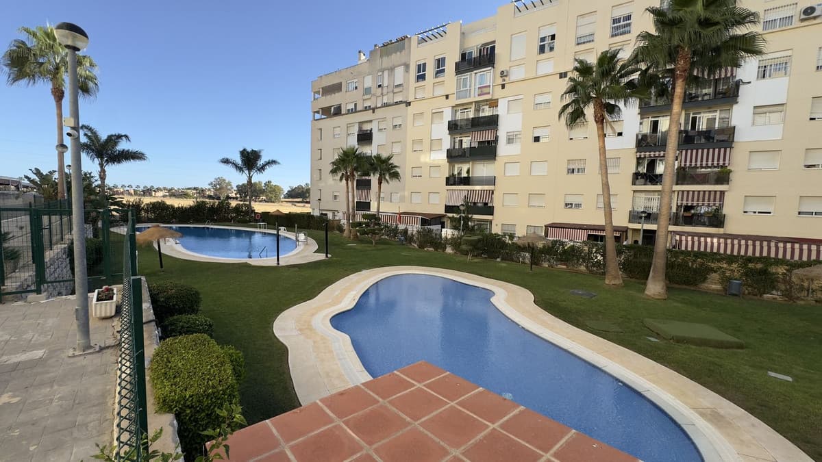 Middle Floor Apartment in Nueva Andalucía — photo 2 of 10