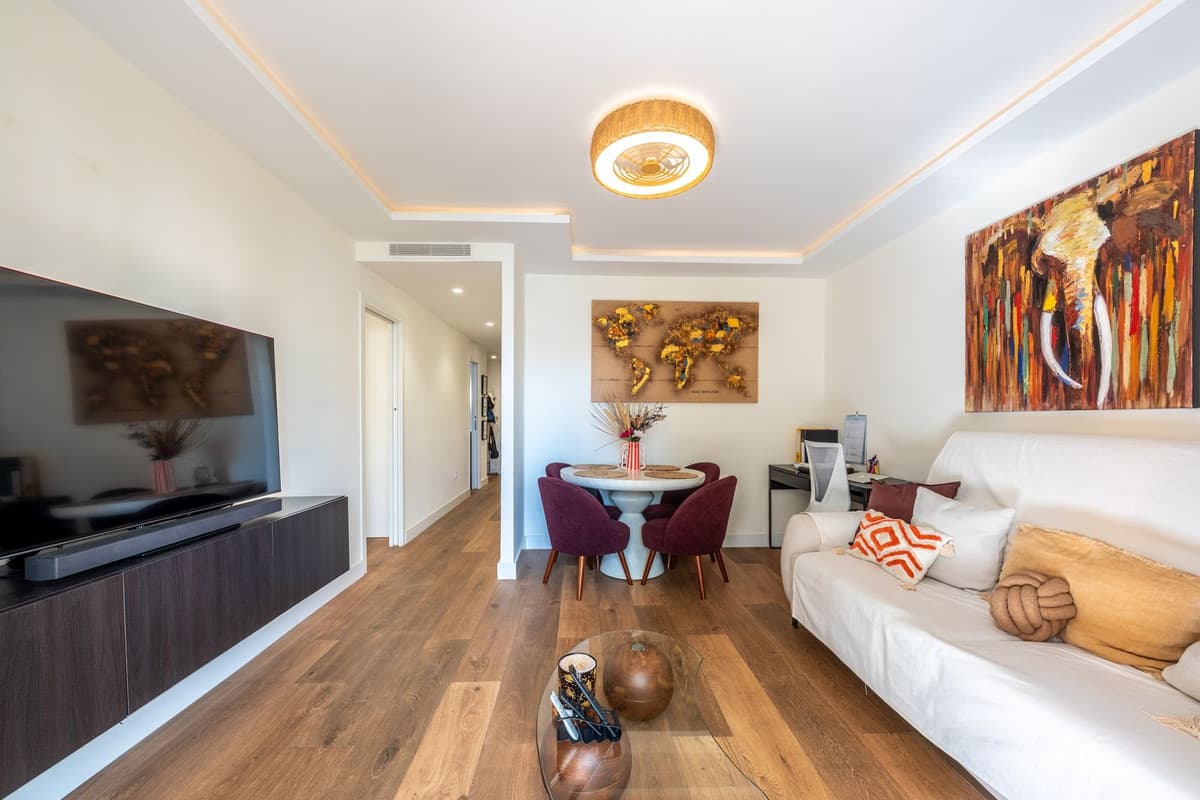 Middle Floor Apartment in Marbella — photo 7 of 10