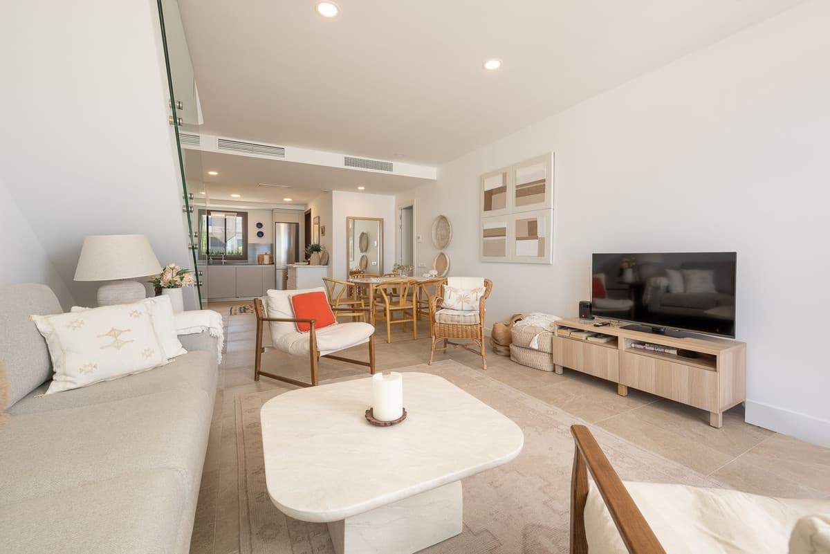 Penthouse Duplex in Estepona — photo 5 of 10