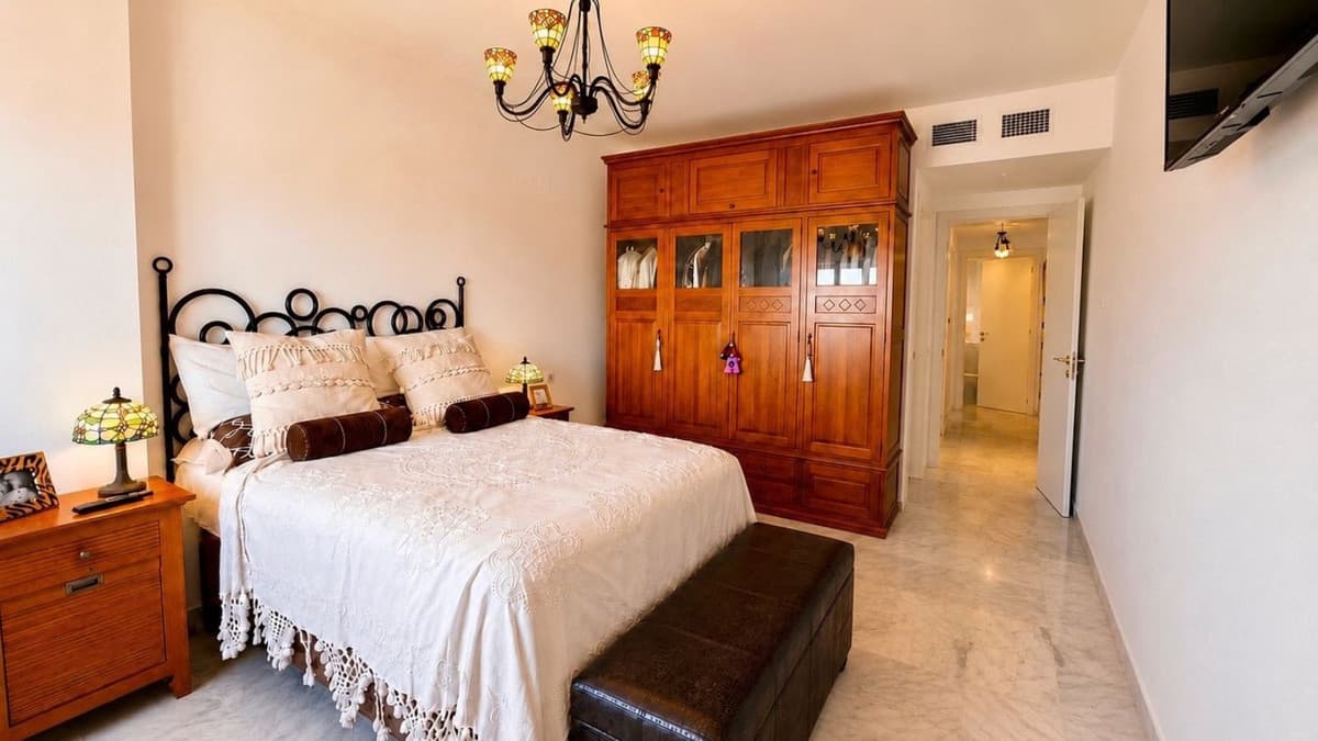 Penthouse Duplex in Marbella — photo 10 of 10