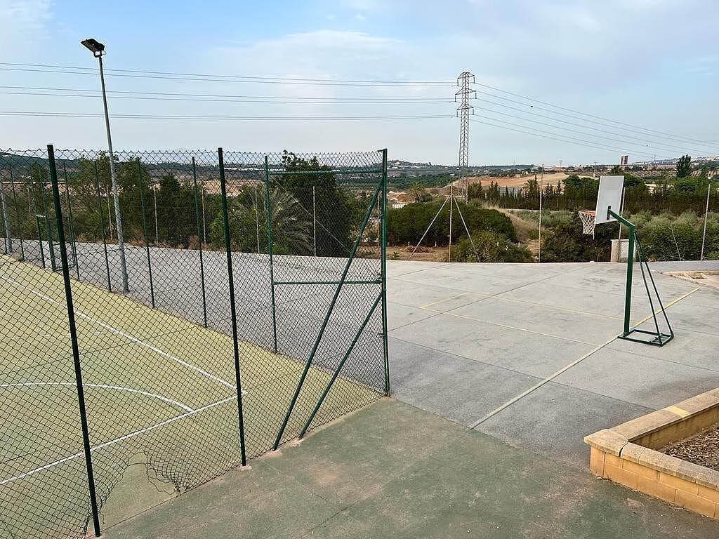Middle Floor Apartment in Alhaurín de la Torre — photo 5 of 10