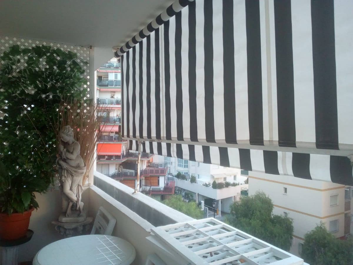 Middle Floor Apartment in Marbella — photo 2 of 10
