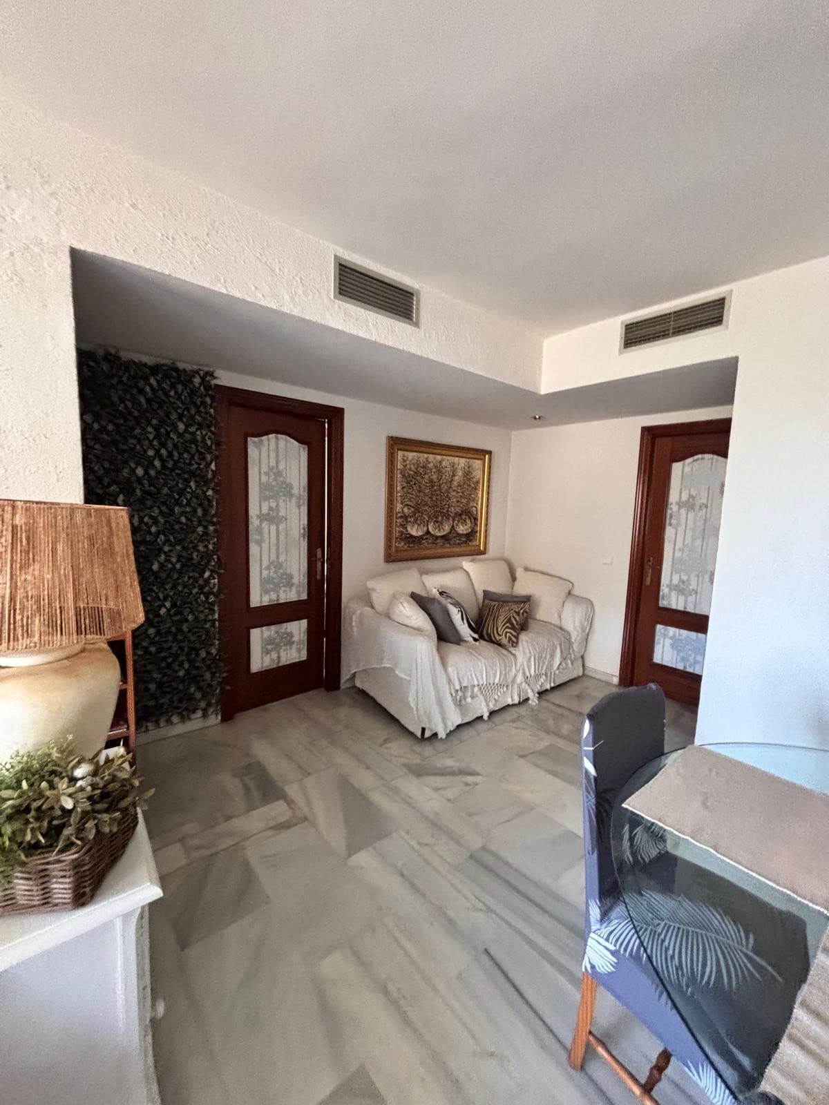 Middle Floor Apartment in Marbella — photo 10 of 10