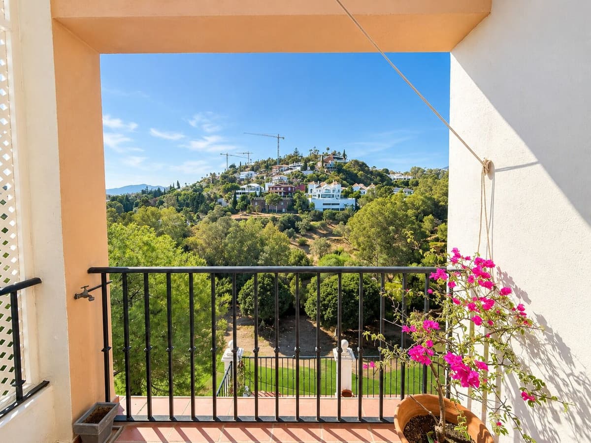 Townhouse in Benahavís — photo 5 of 10