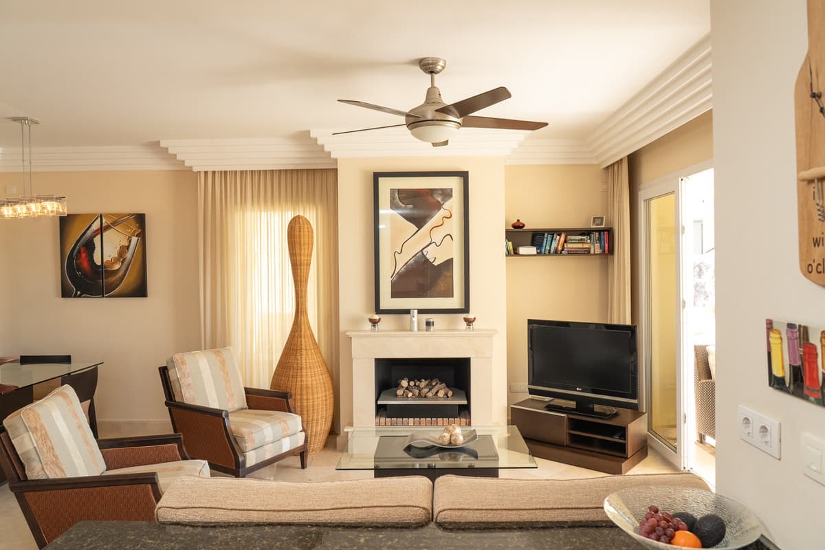 Middle Floor Apartment in Casares — photo 8 of 10
