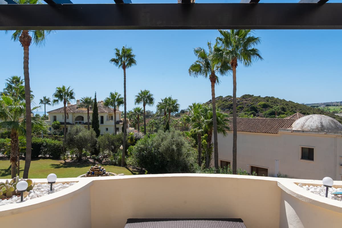 Penthouse in Casares — photo 3 of 10