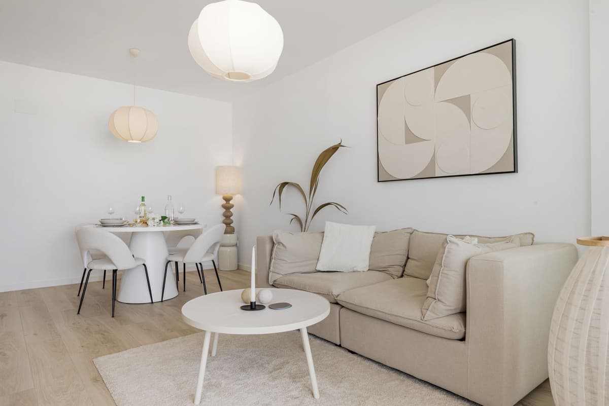 Middle Floor Apartment in Estepona — photo 8 of 10