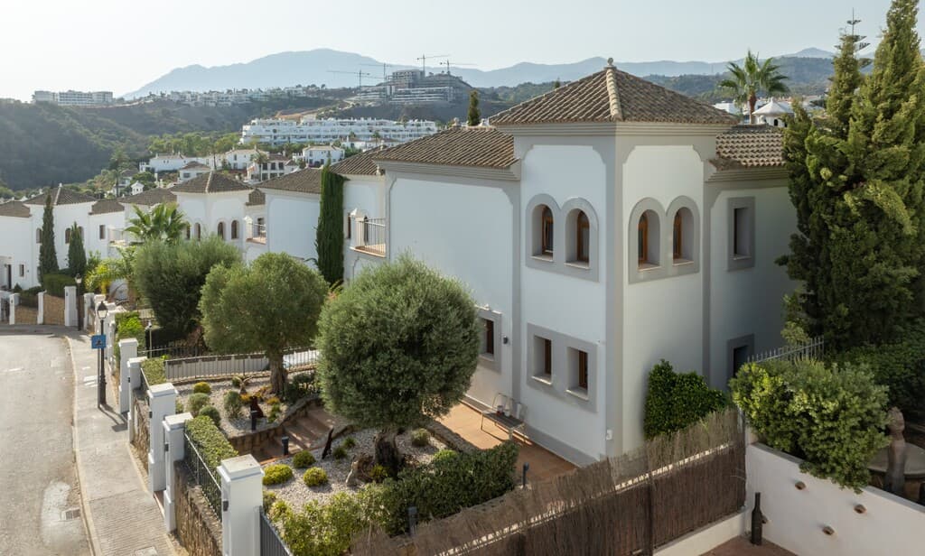 Detached Villa in Estepona — photo 3 of 10