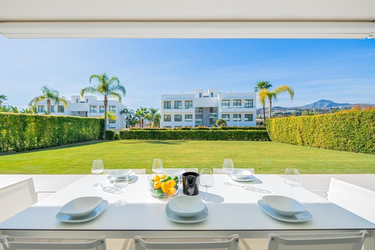 Ground Floor Apartment in Estepona — photo 6 of 10