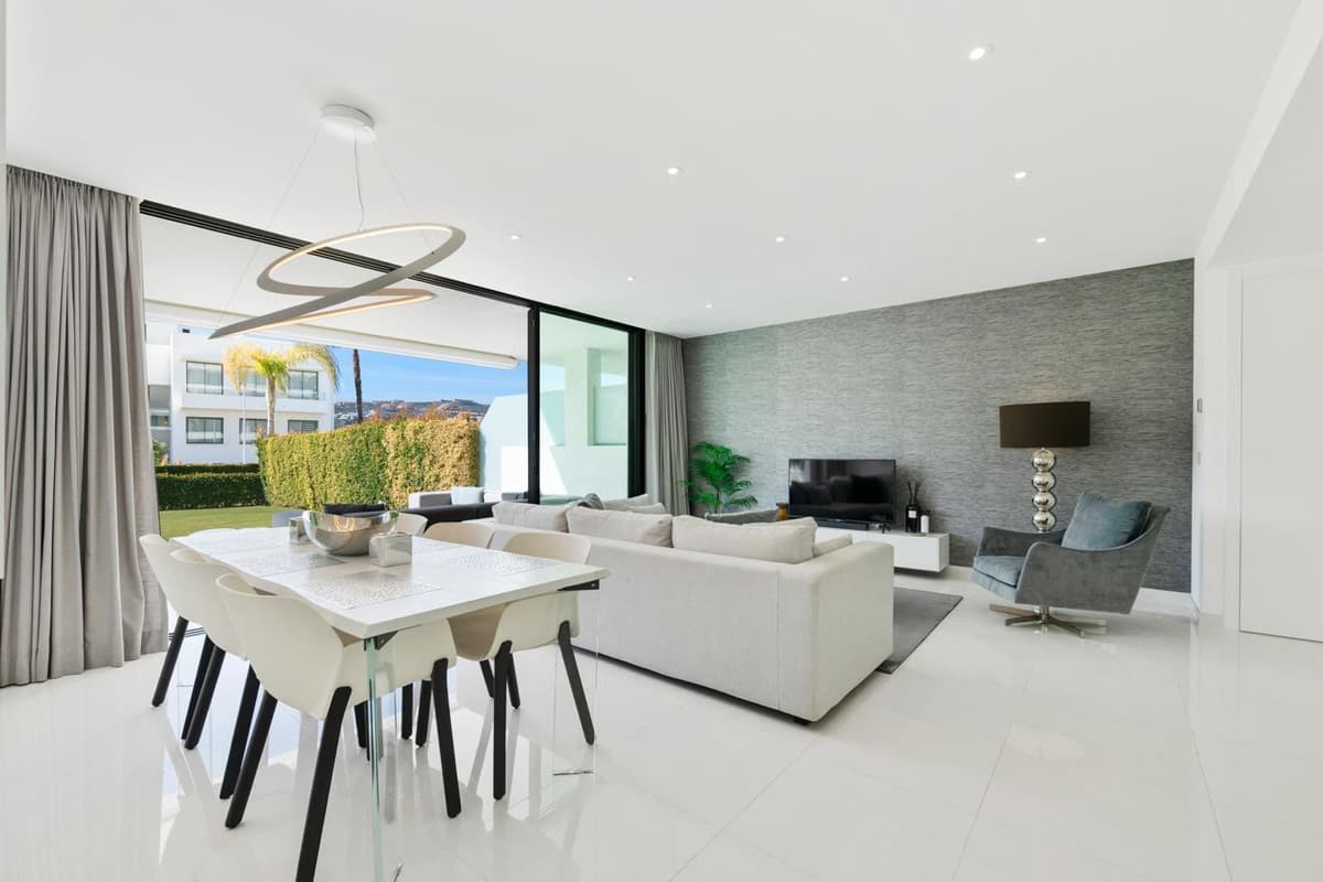 Ground Floor Apartment in Estepona — photo 8 of 10