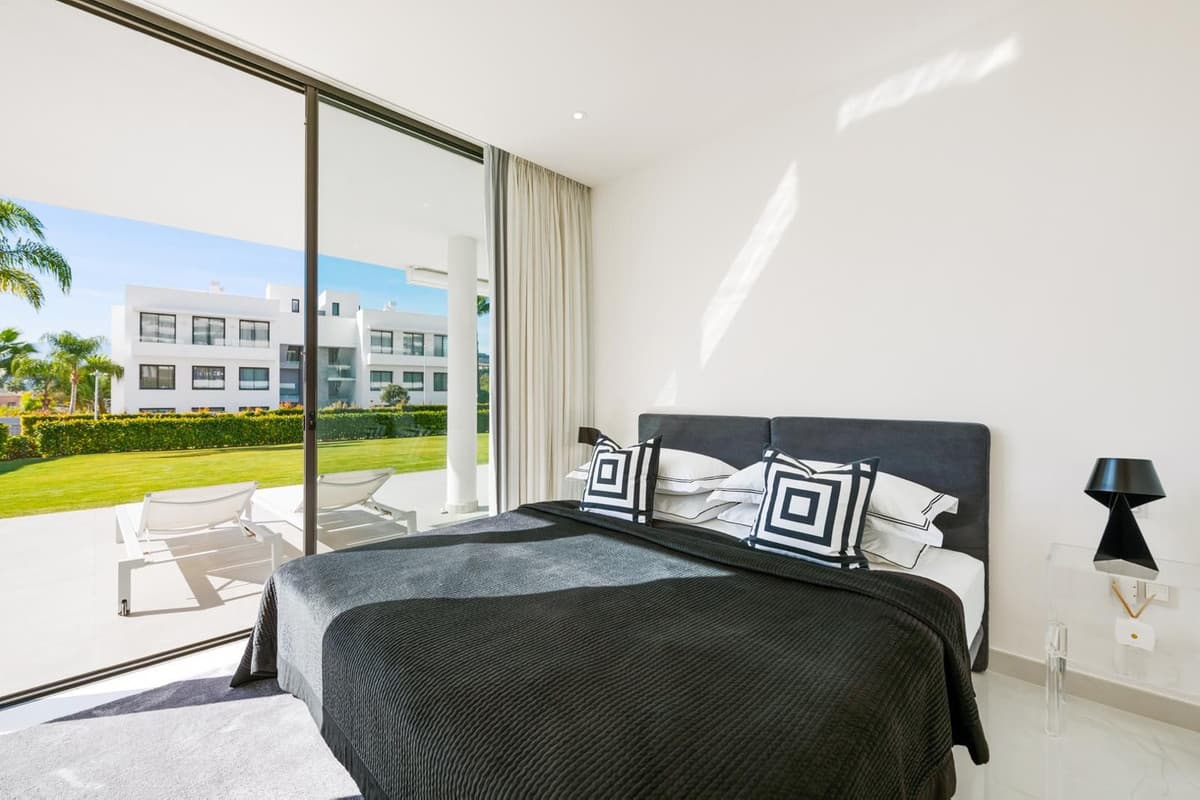 Ground Floor Apartment in Estepona — photo 9 of 10