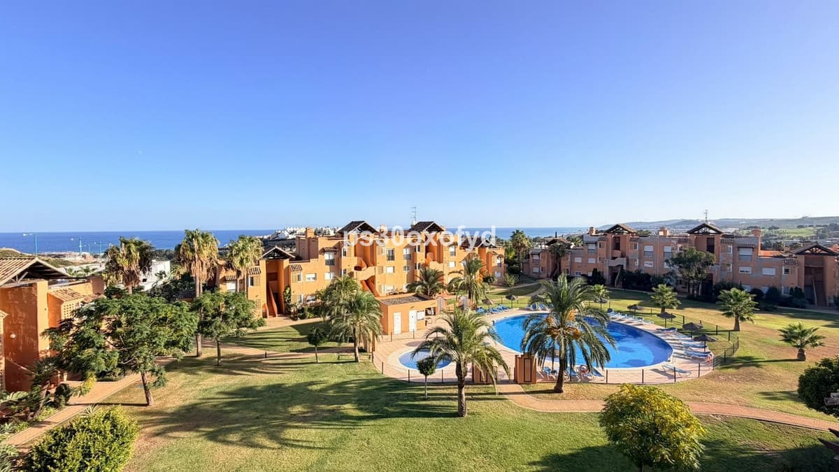Penthouse in Casares Playa — photo 1 of 10