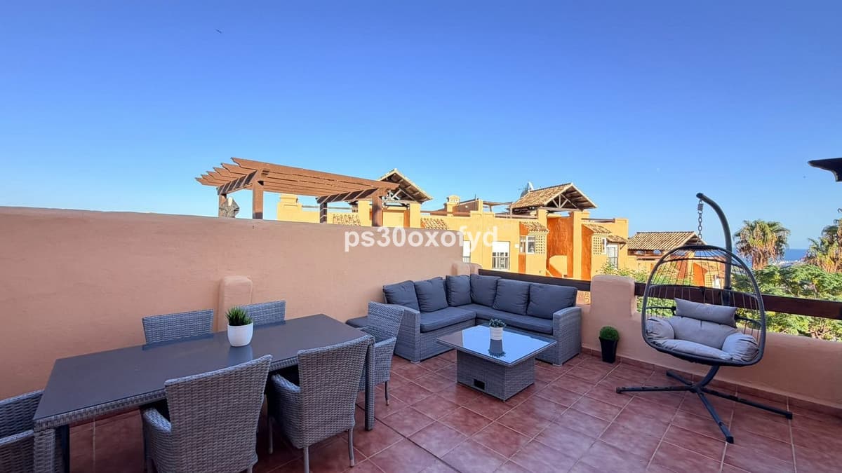 Penthouse in Casares Playa — photo 4 of 10