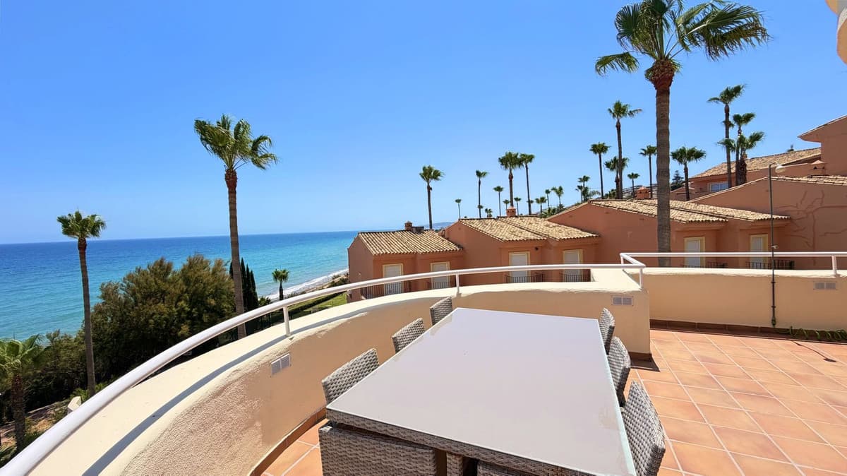 Penthouse in Estepona — photo 10 of 10