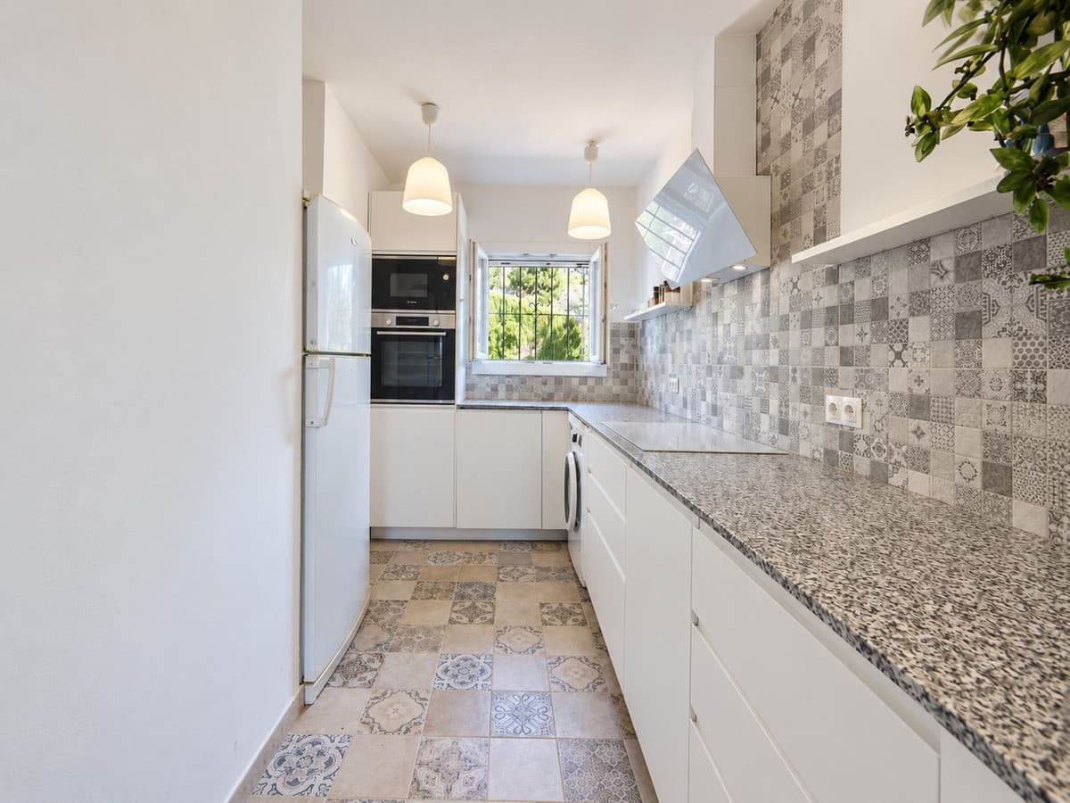 Detached Villa in Marbella — photo 2 of 10