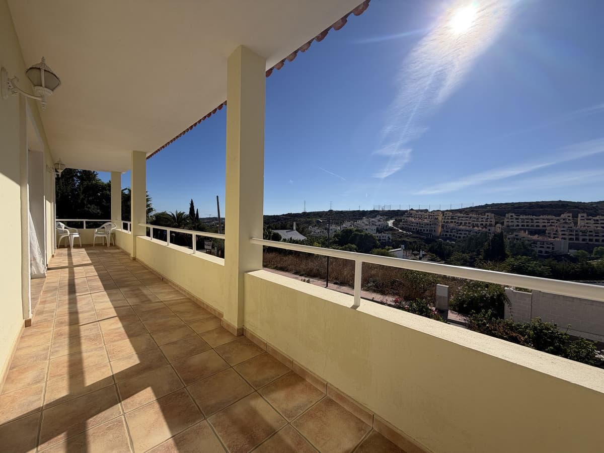 Detached Villa in Valle Romano — photo 4 of 10