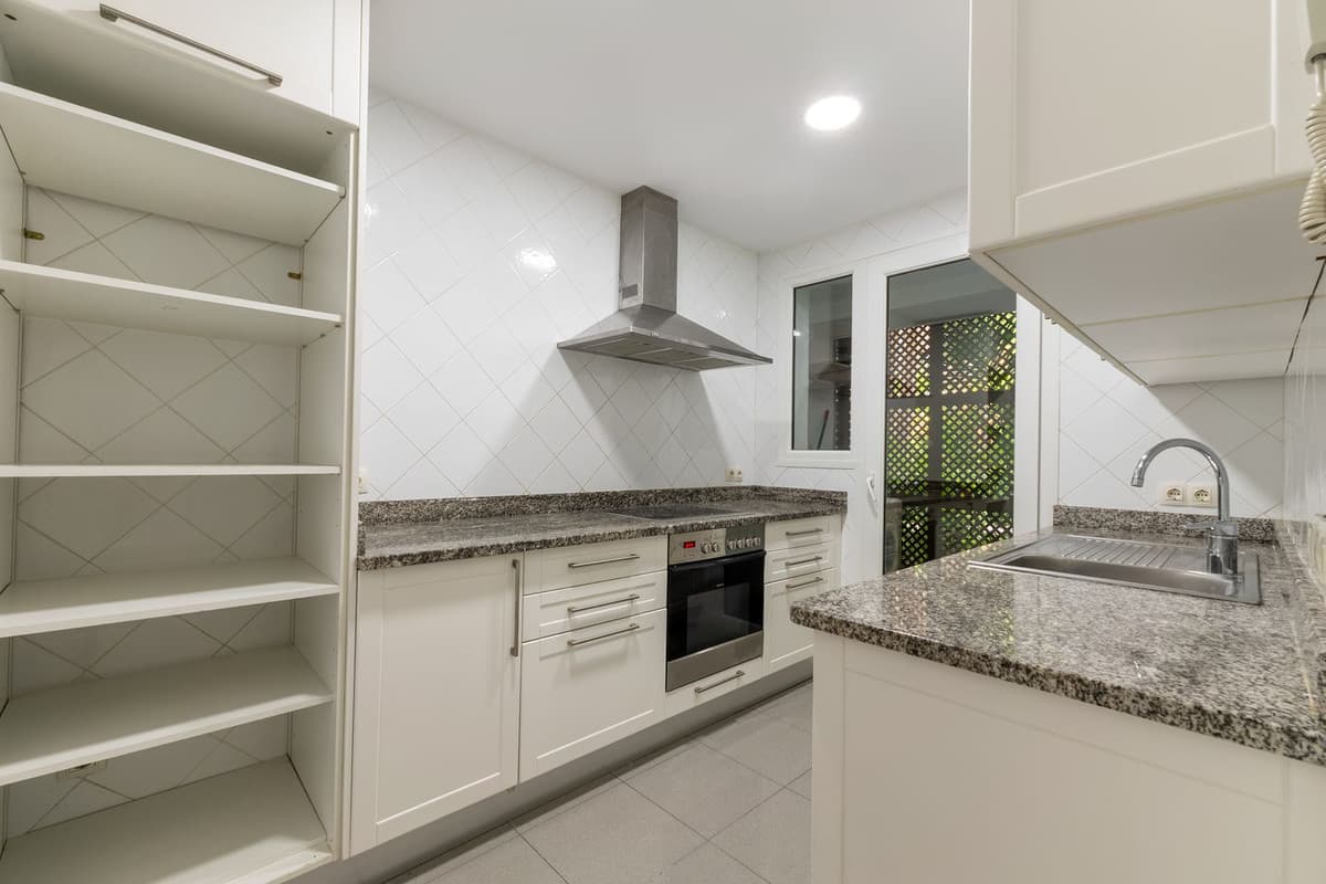 Ground Floor Apartment in Mijas Golf — photo 5 of 10