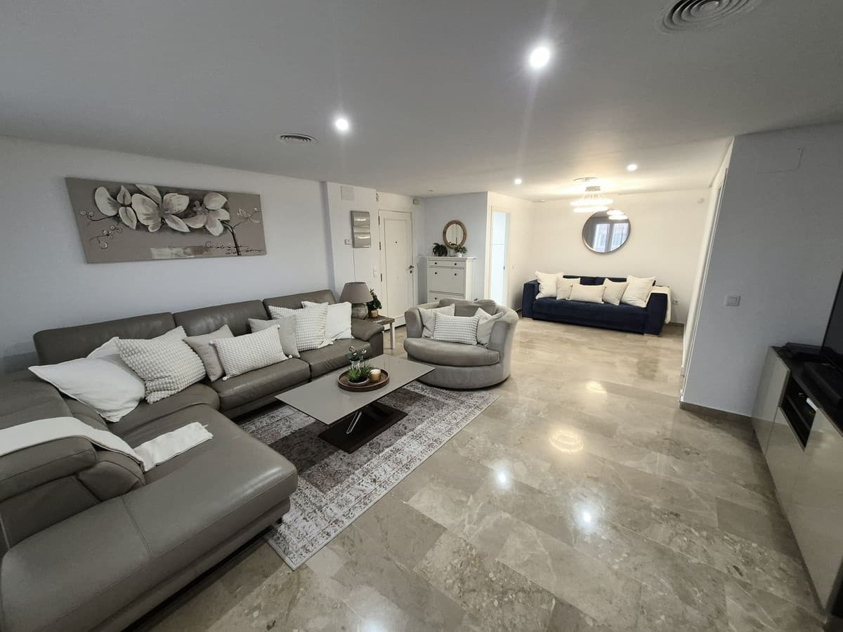 Ground Floor Apartment in Miraflores — photo 10 of 10