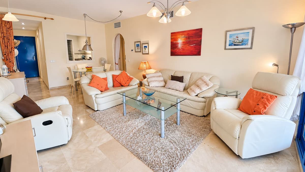 Ground Floor Apartment in La Duquesa — photo 6 of 10