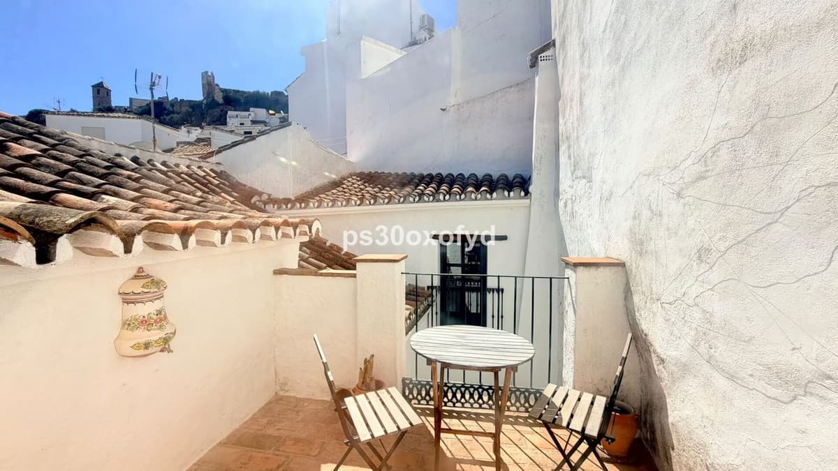 Townhouse in Casares Pueblo — photo 6 of 10