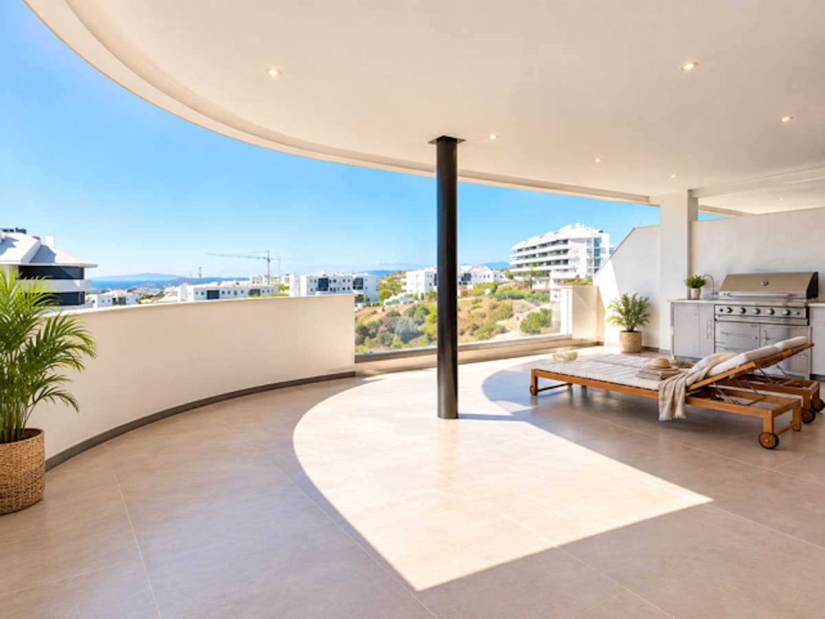 Middle Floor Apartment in Fuengirola — photo 5 of 10